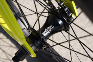 Sunday Bikes 18.5" / Gloss Bright Yellow Sunday Primer 18" Gloss Bright Yellow With 18.5" Tt