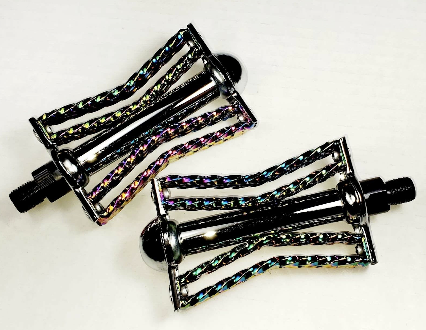 Chrome top bike pedals
